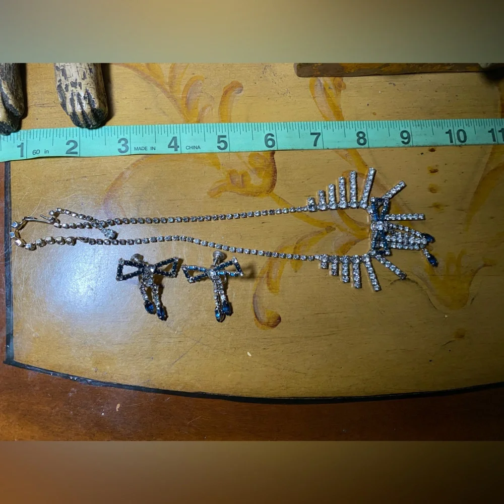 Vintage rhinestone Necklace and Earring Set - Picture 5 of 7